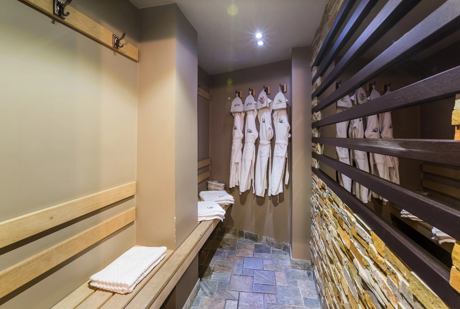 Отель Green Palace