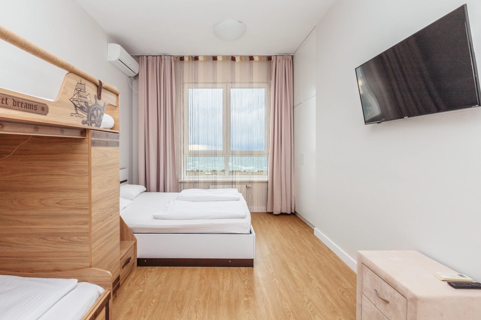 Апартаменты Imeretinskiy on Parusnaya 27