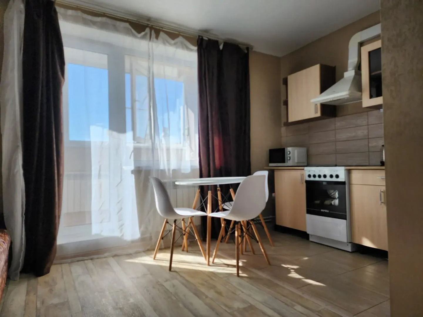 Квартира Студия с Видом на Озеро Чебаркуль Рядом с Вокзалом