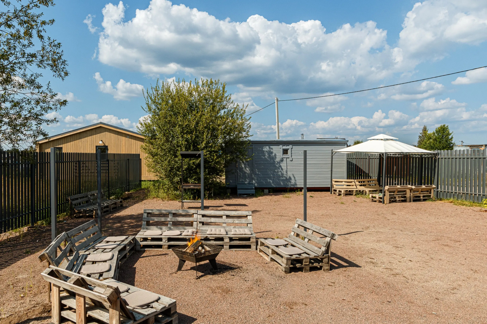 Частный дом семейный с баней