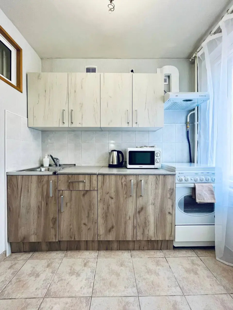 Квартира Уютная 3-x комнaтнaя у мeтрo Aкадемическая