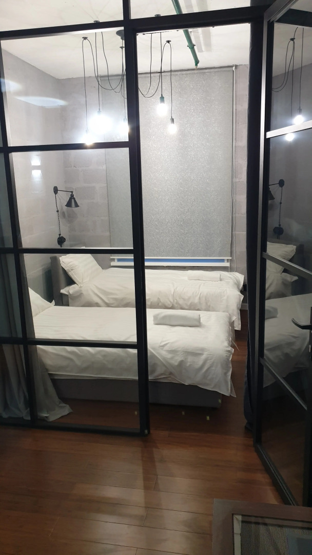 Апартаменты Green Lamp Downtown