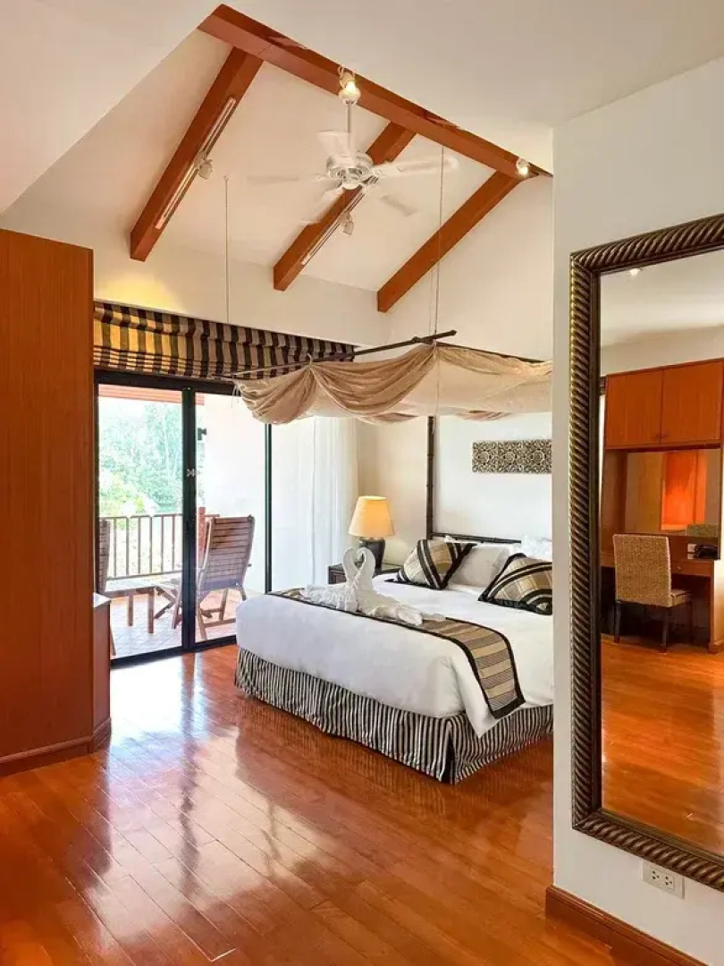 Вилла с тремя спальнями Laguna Cove