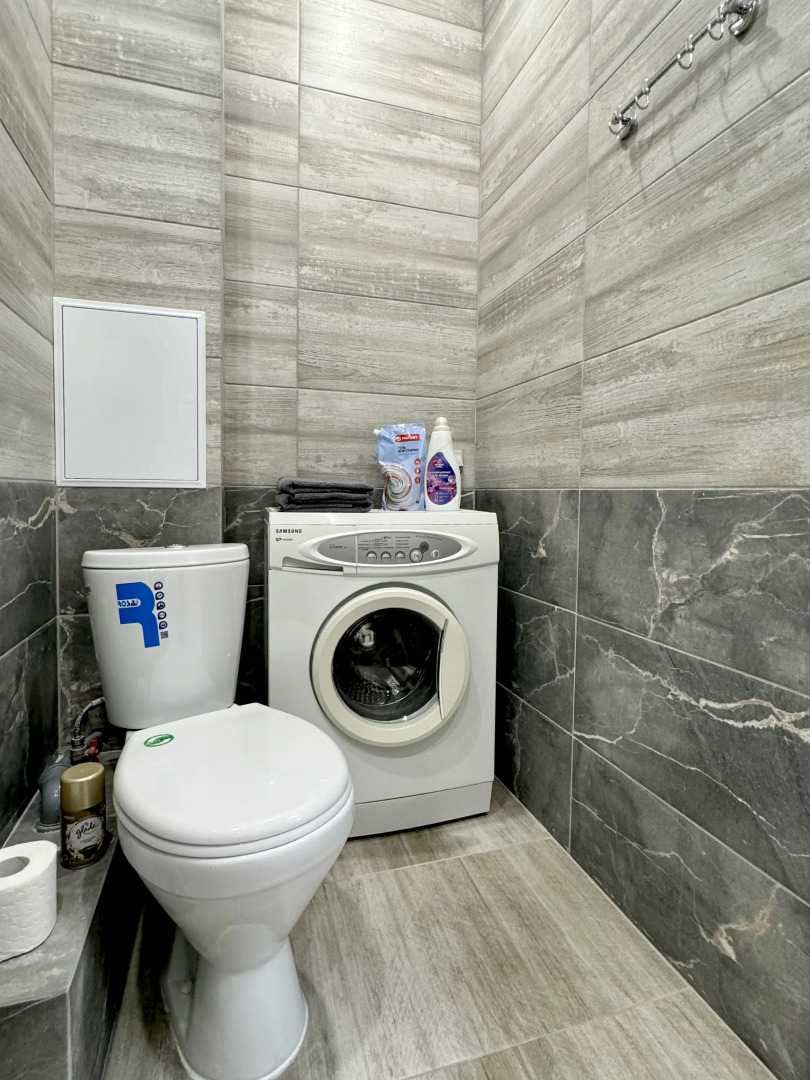 Квартира со свежим ремонтом в районе ОКБ