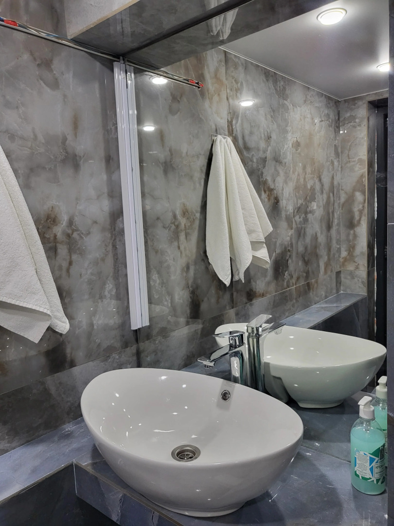 Квартира Максилан