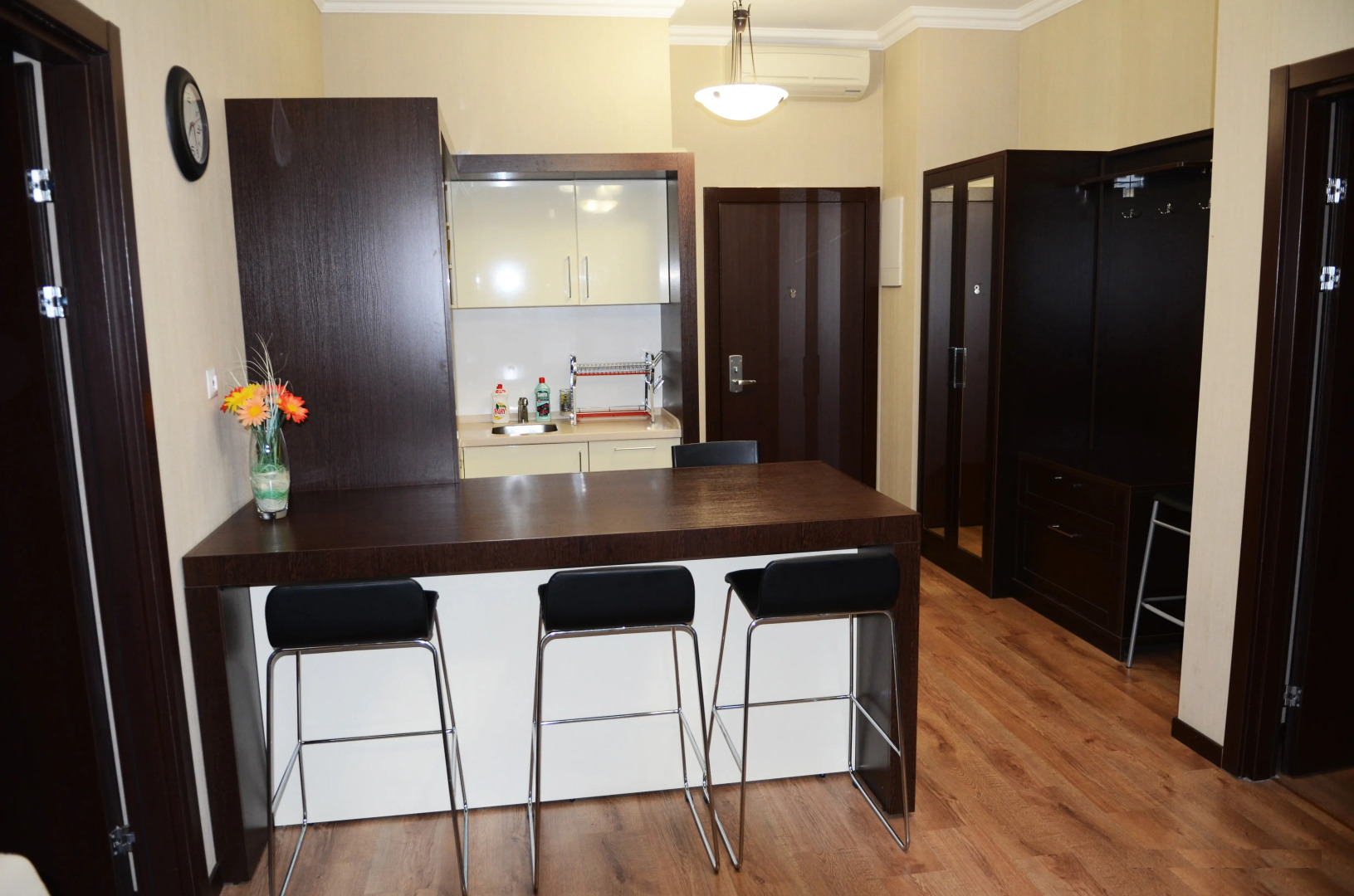 Апартаменты с 2 спальнями и видом на реку и горы