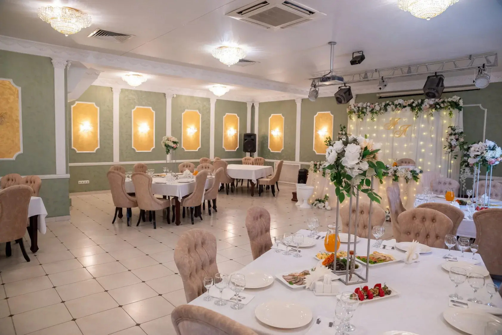 Гостиница Саратовская