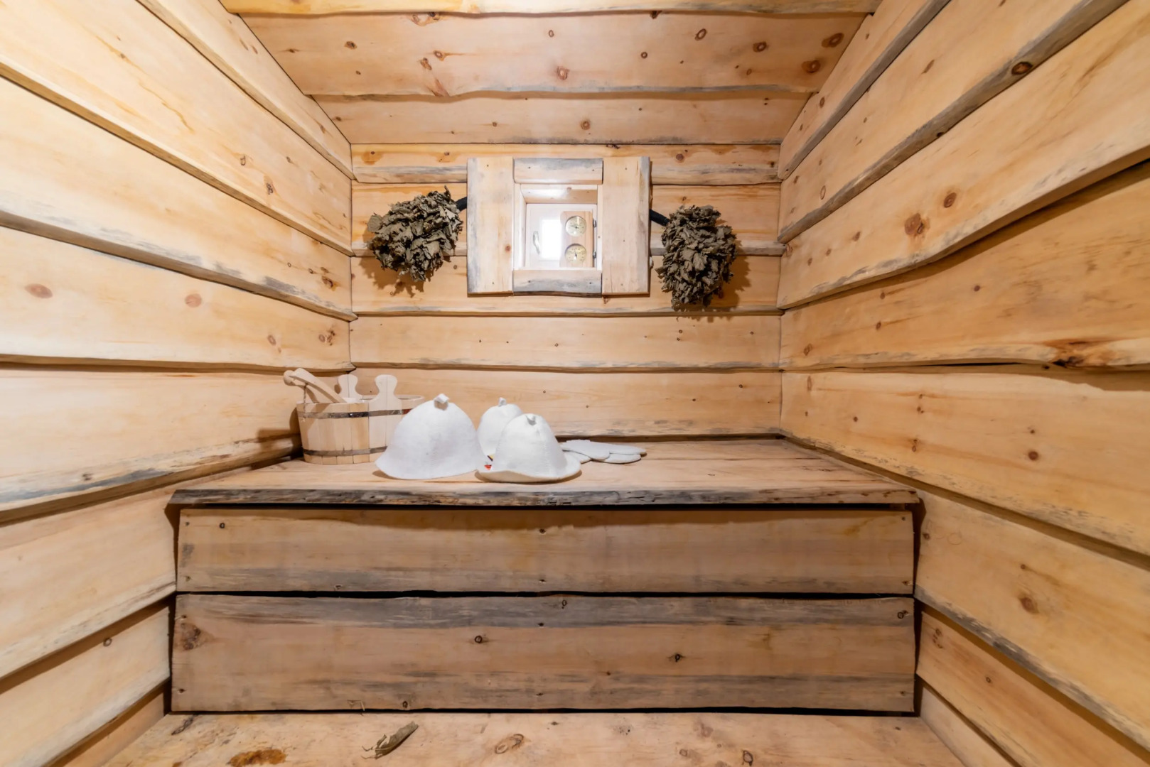 Гостевой дом LuckyHomeRent Домик у Озера 2