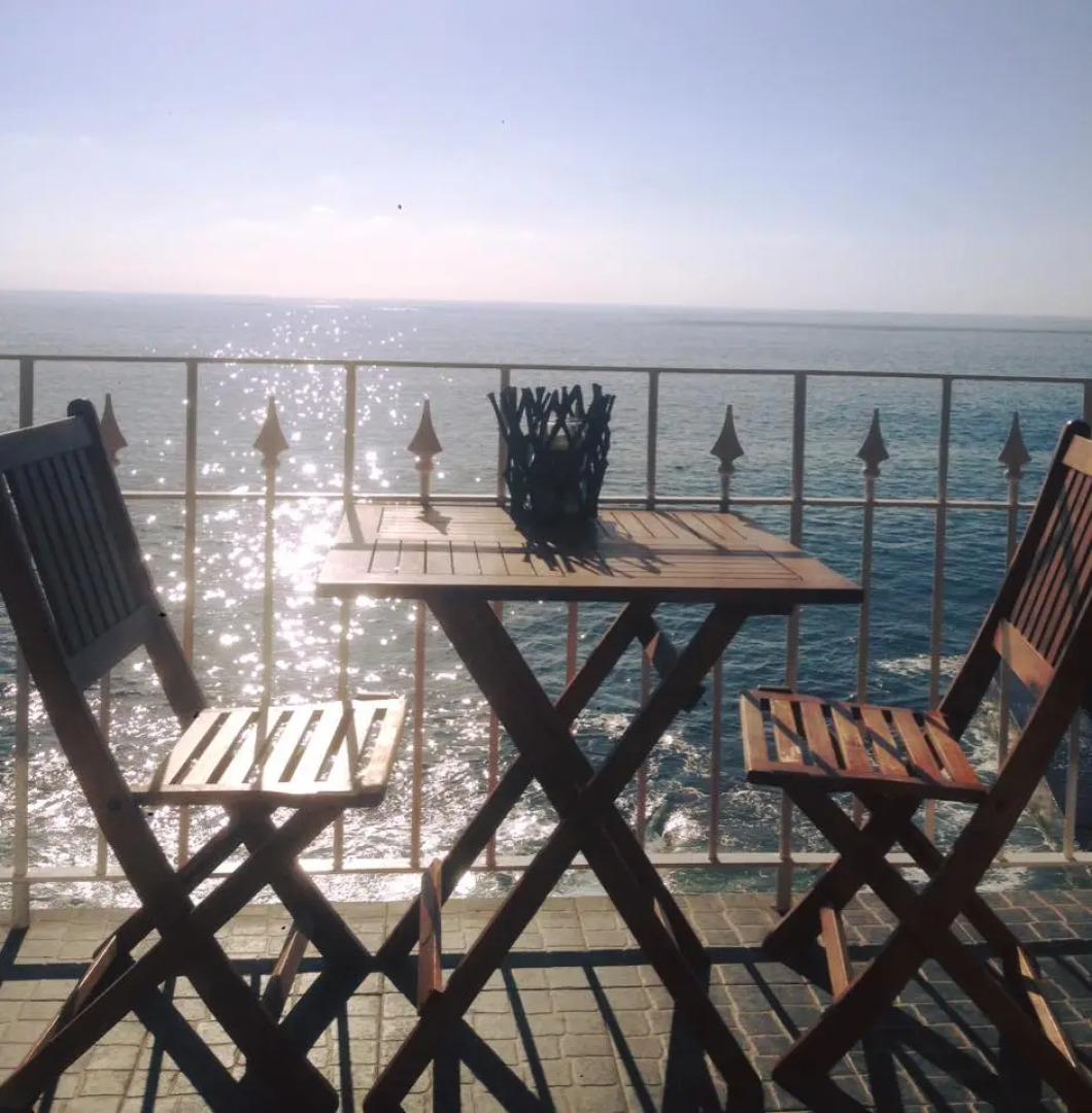 Апартаменты One Love Maktub