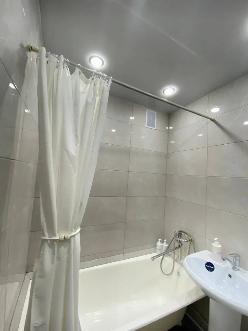 Апартаменты Кирова 112