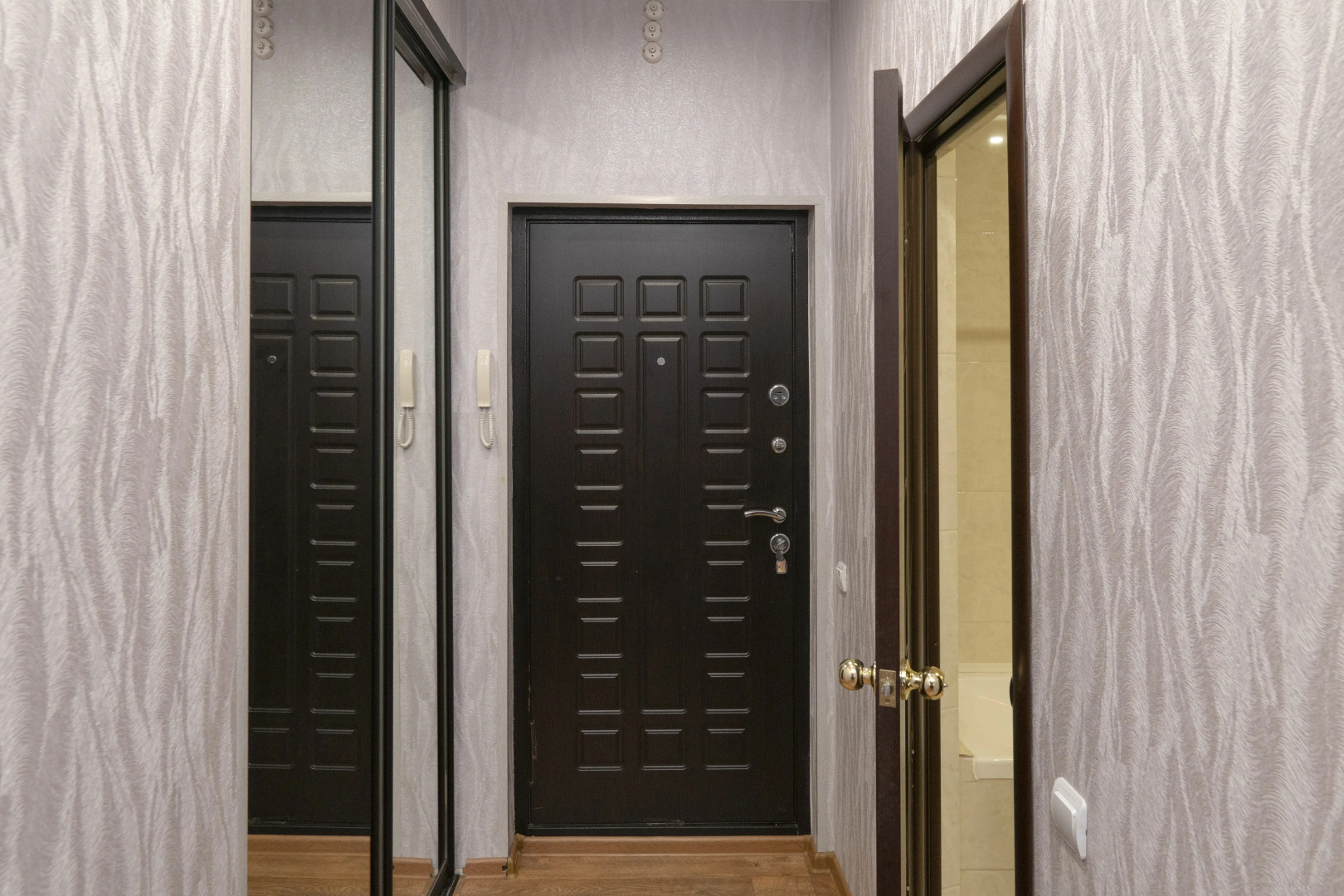 Апартамент Hotel Home Проспект Ленина 112