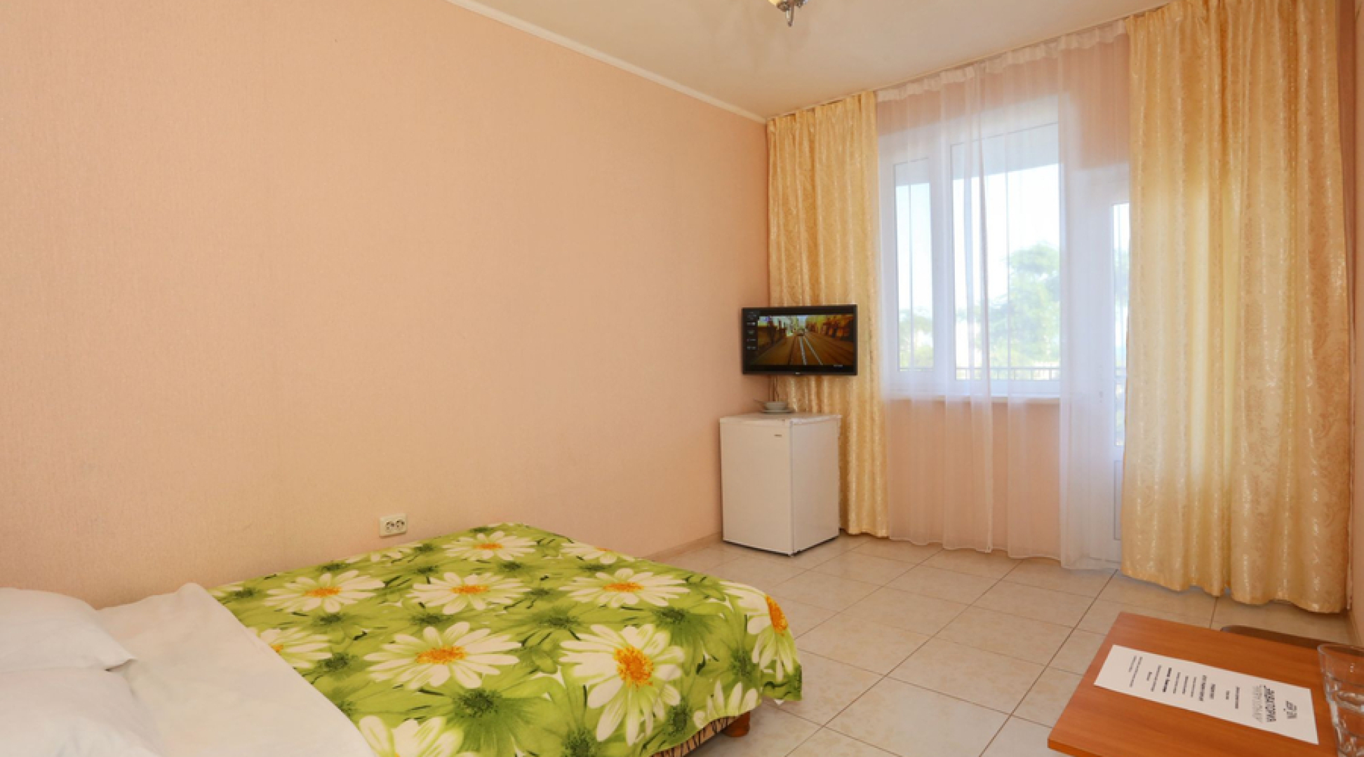 Отель Экватор