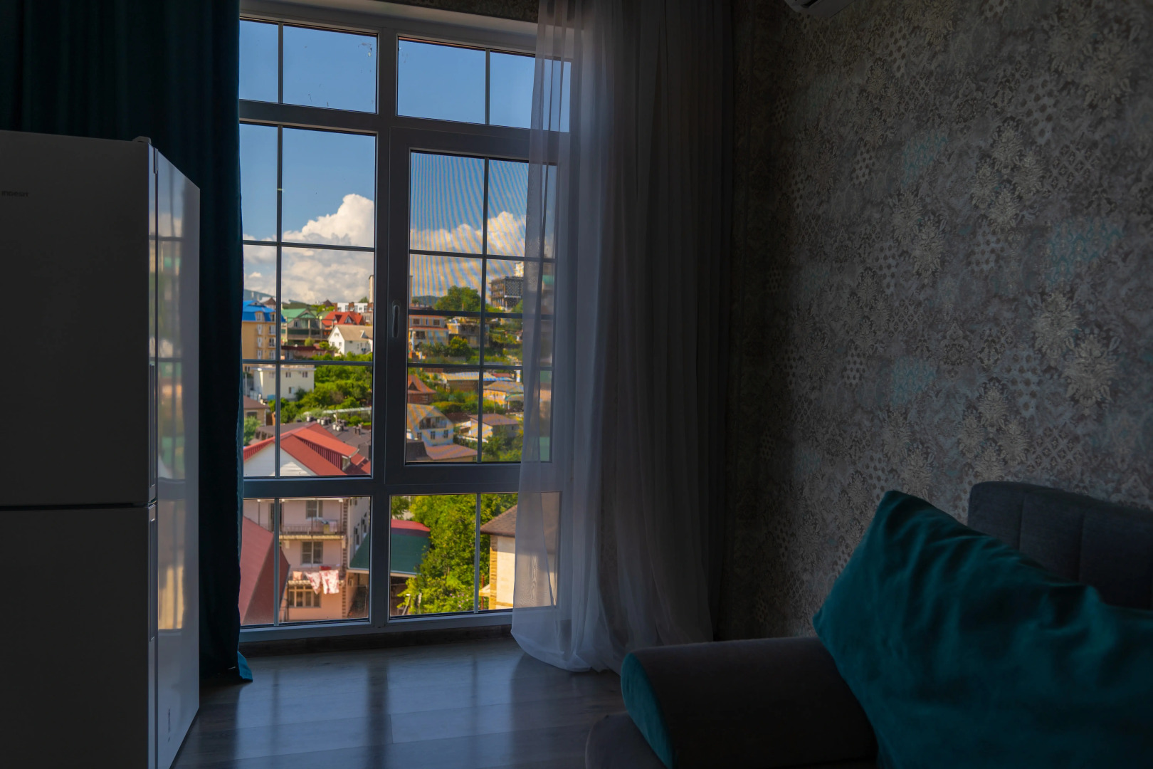 Апартаменты уютные с панорамными окнами от LetoApart