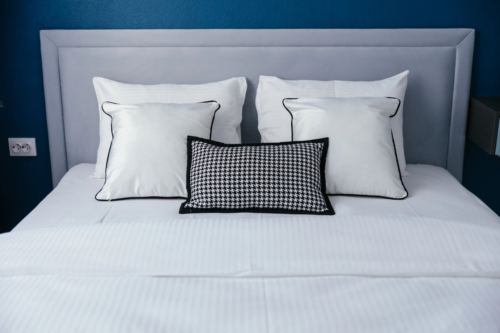 Апартаменты Room Tour возле Сити Молл горячие источники