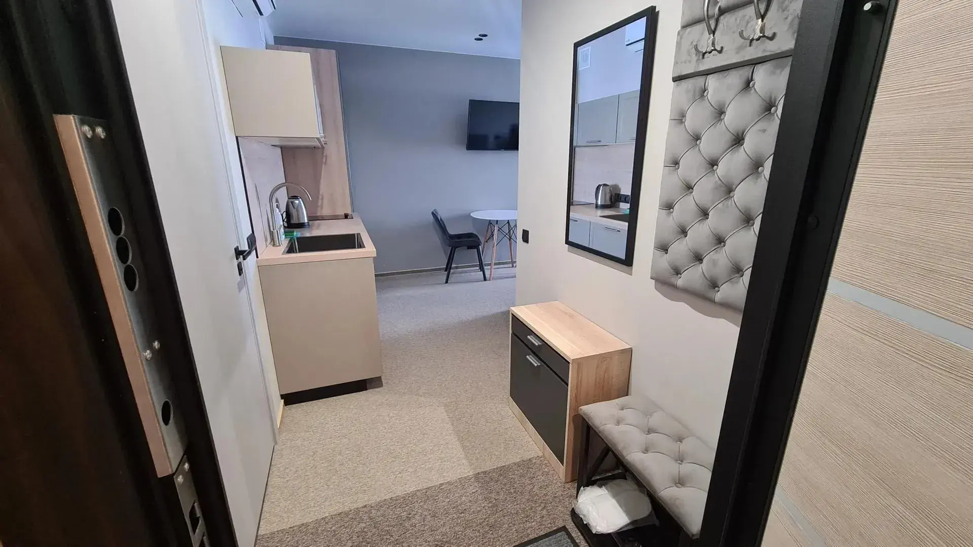 Апартаменты №3 в центре Ярославля - с шикарным вид из окон.