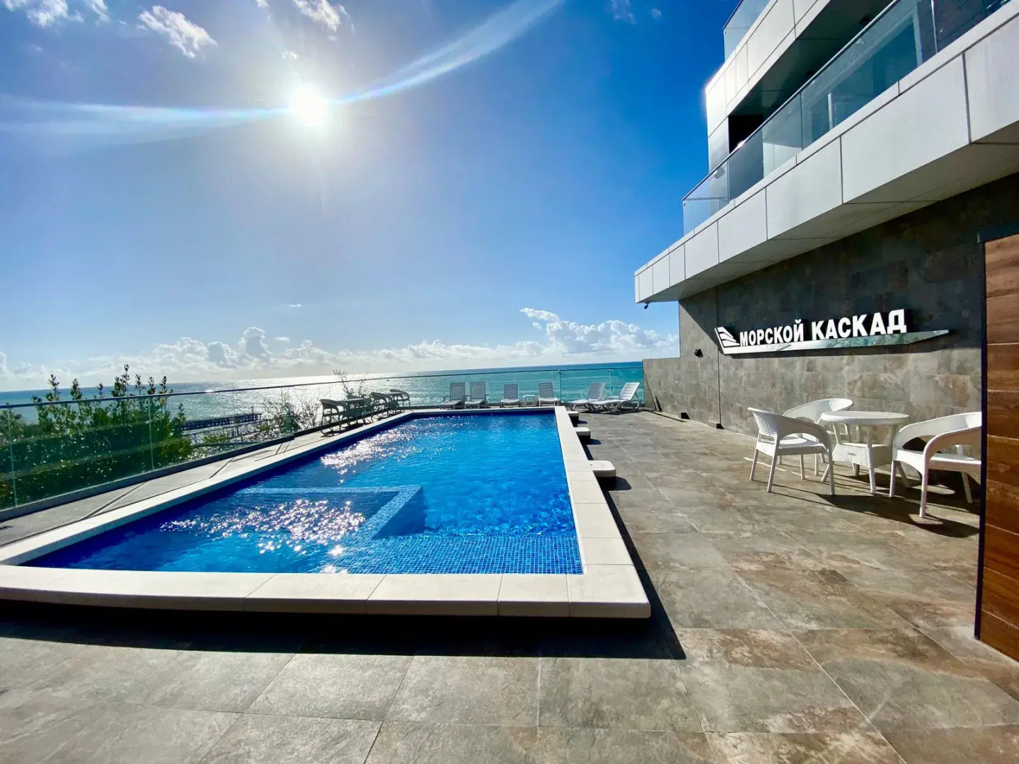 Апартаменты Orange Apart На Первой Линии с Бассейном