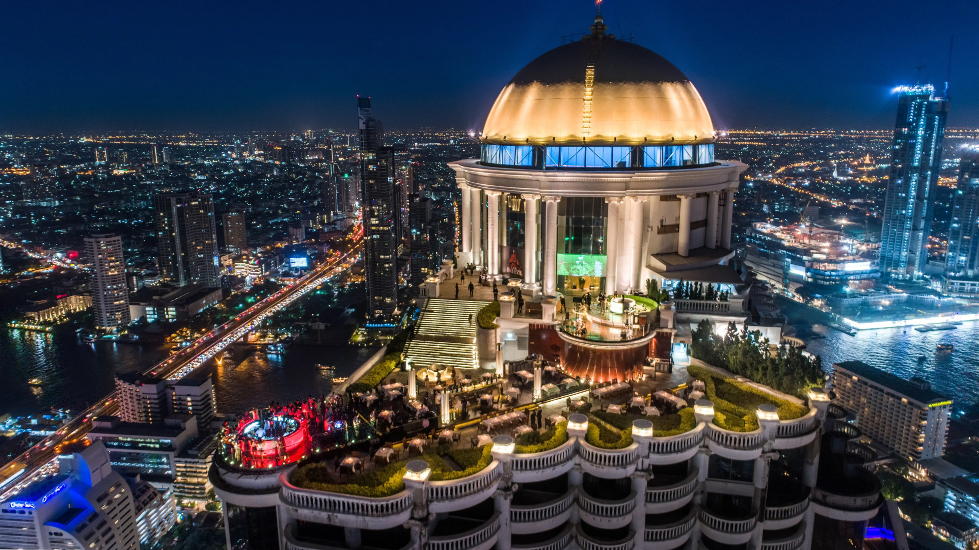 Отель Tower Club at lebua