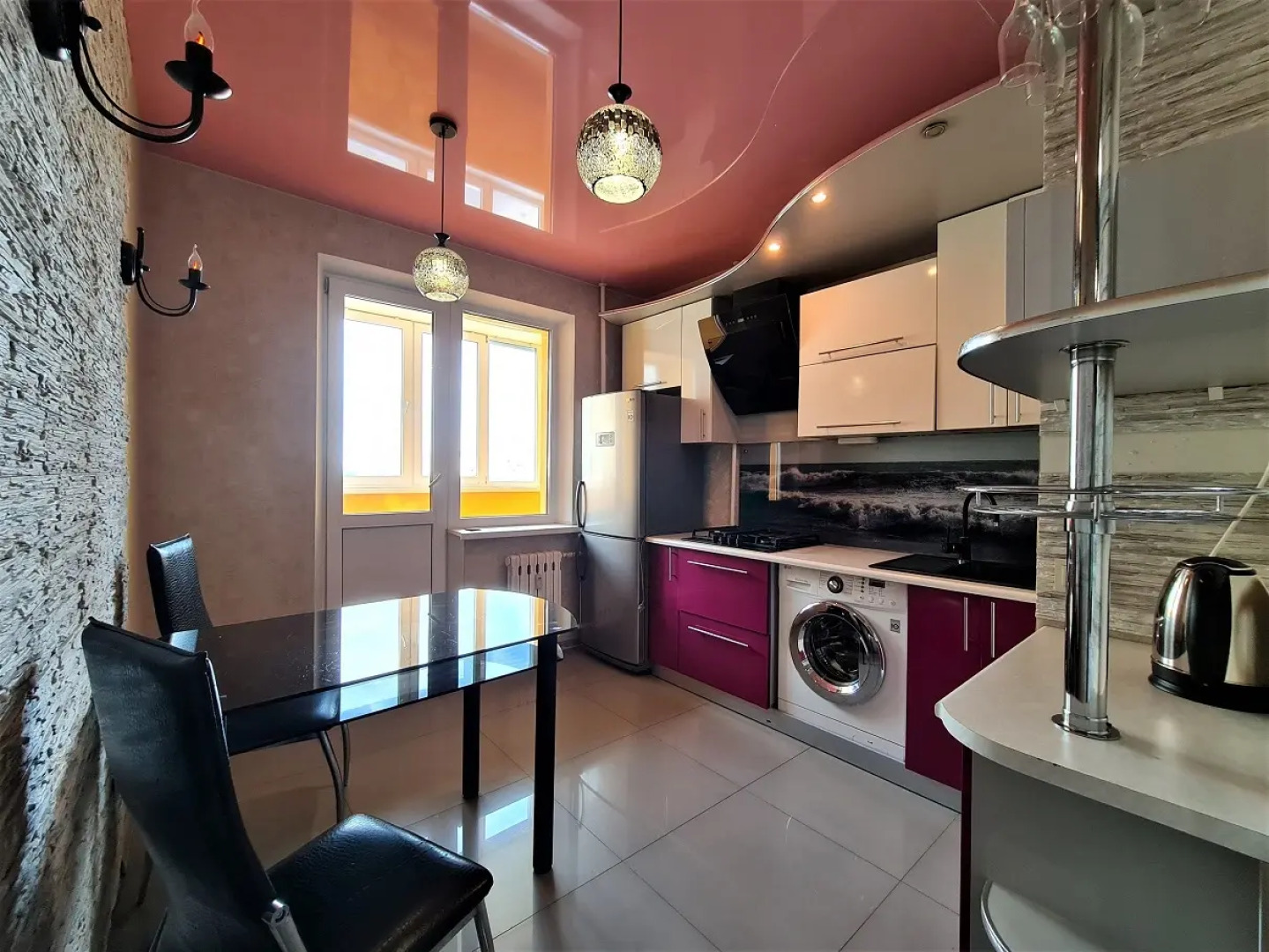 Апартаменты на ул.Мовчанского 81