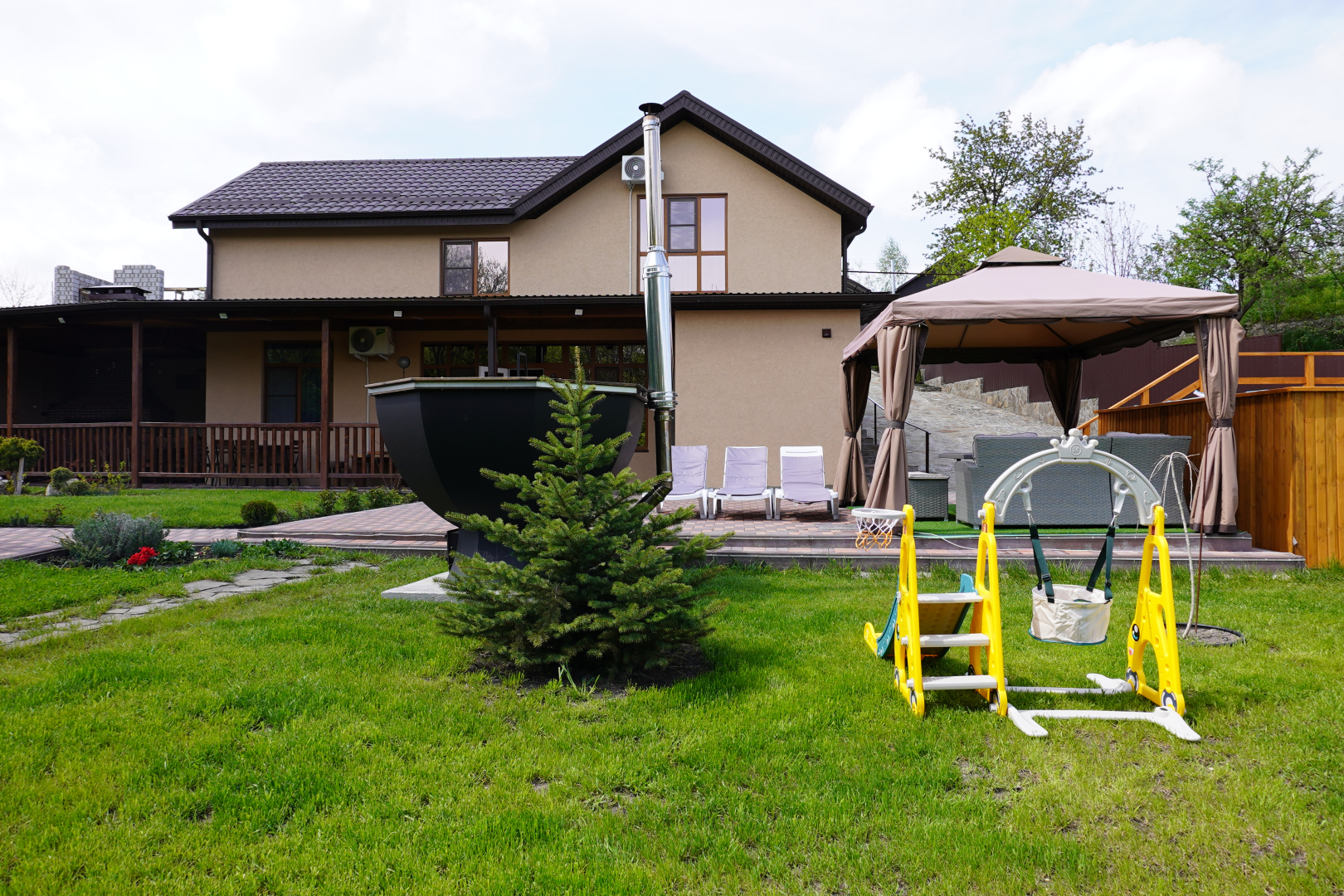 Частный дом Теремок271