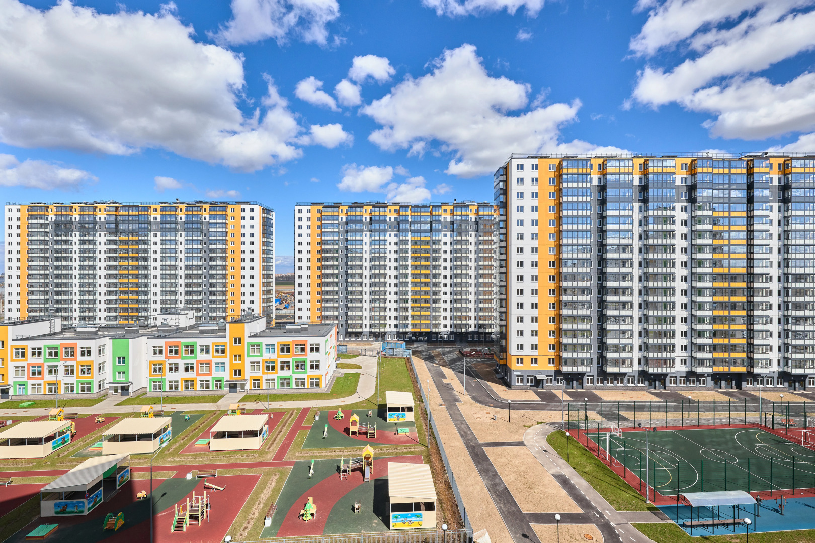 Апартаменты бульваре Десантника Вадима Чугунова 3