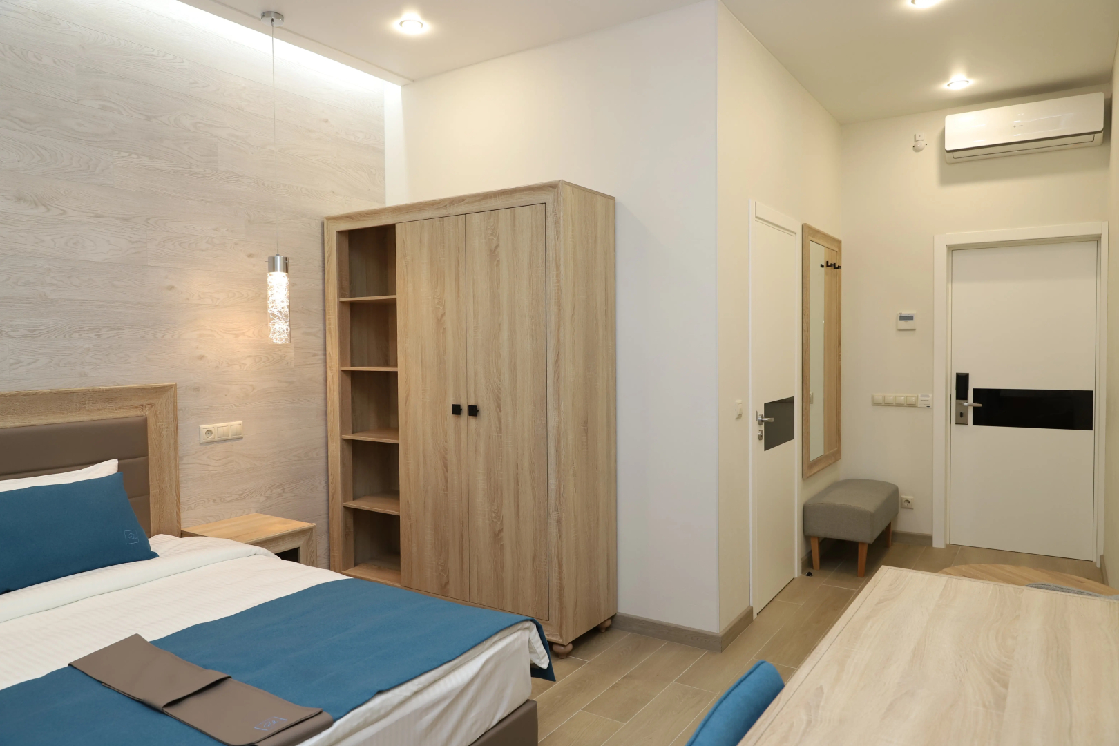 Отель Enjoy Hotel