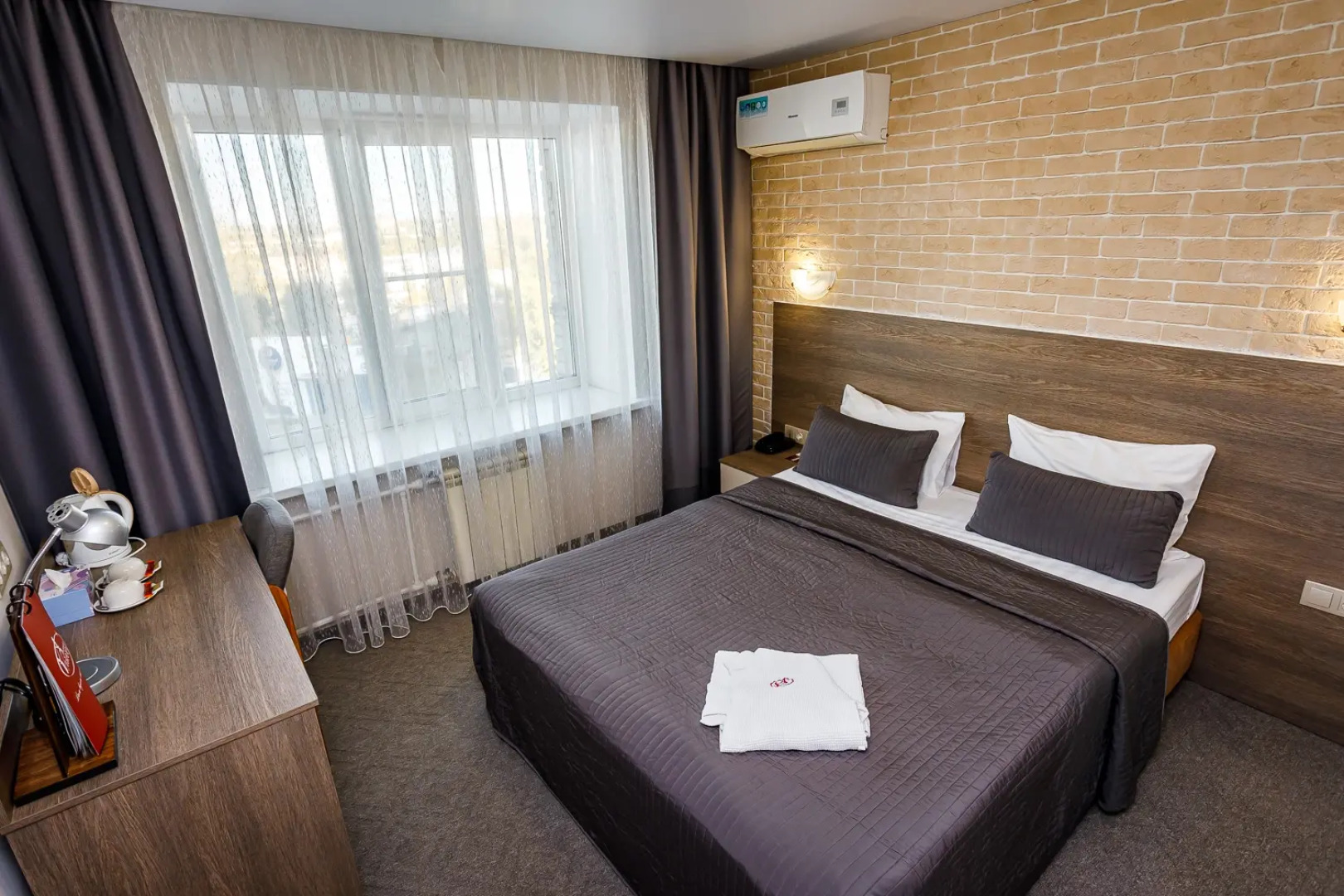 Отель Аврора