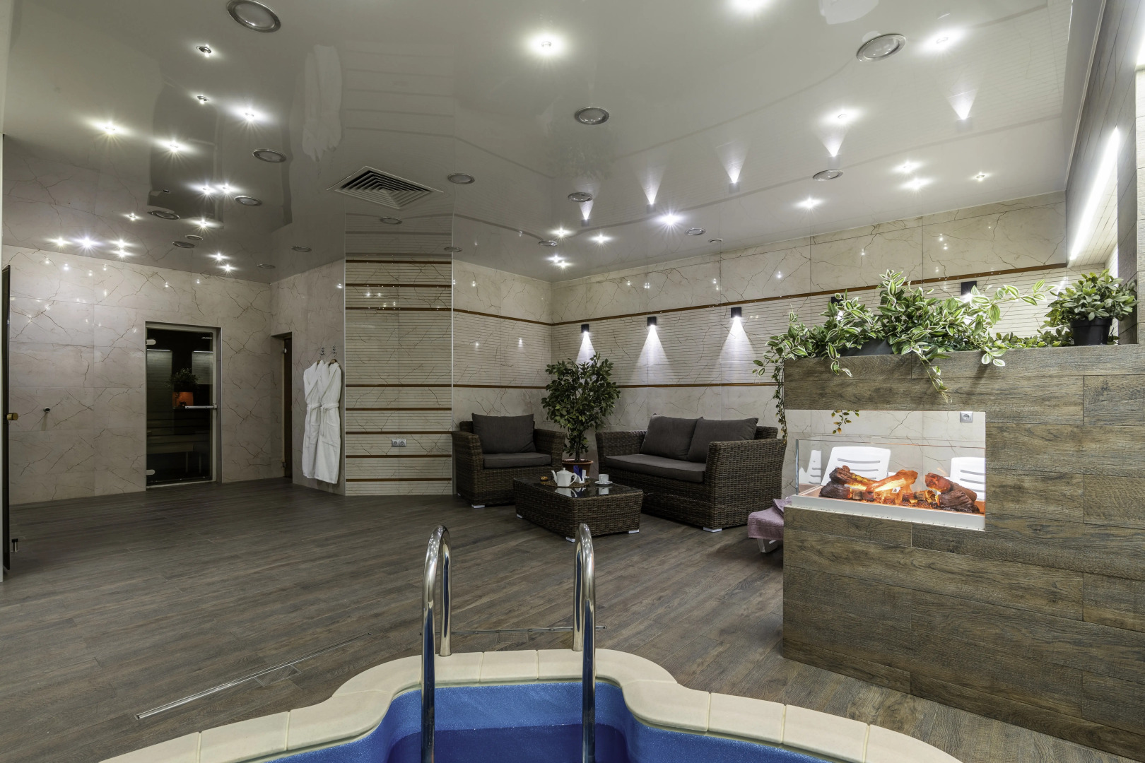 Отель Истра Гарден