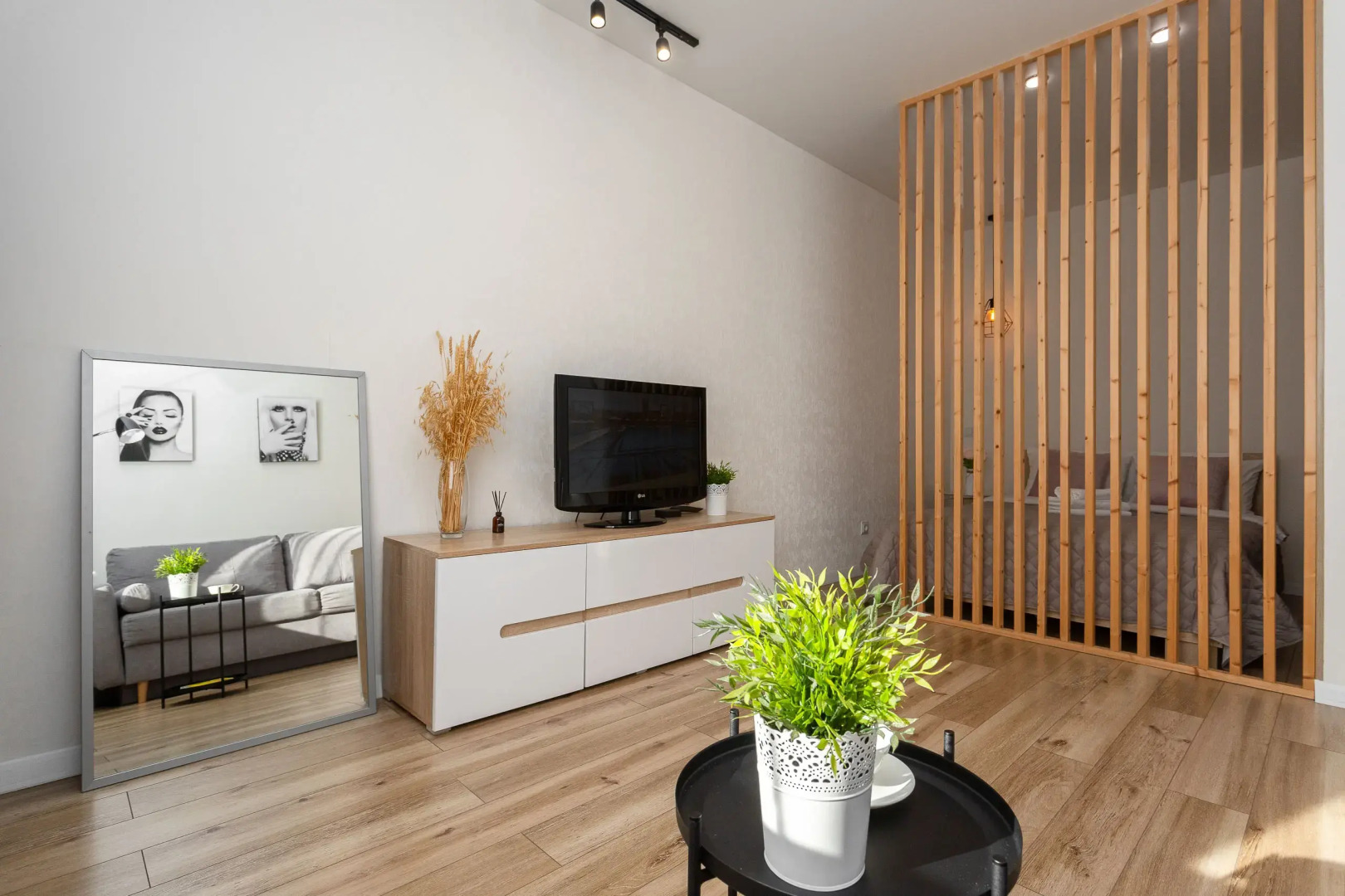 Апартаменты на Суздальской