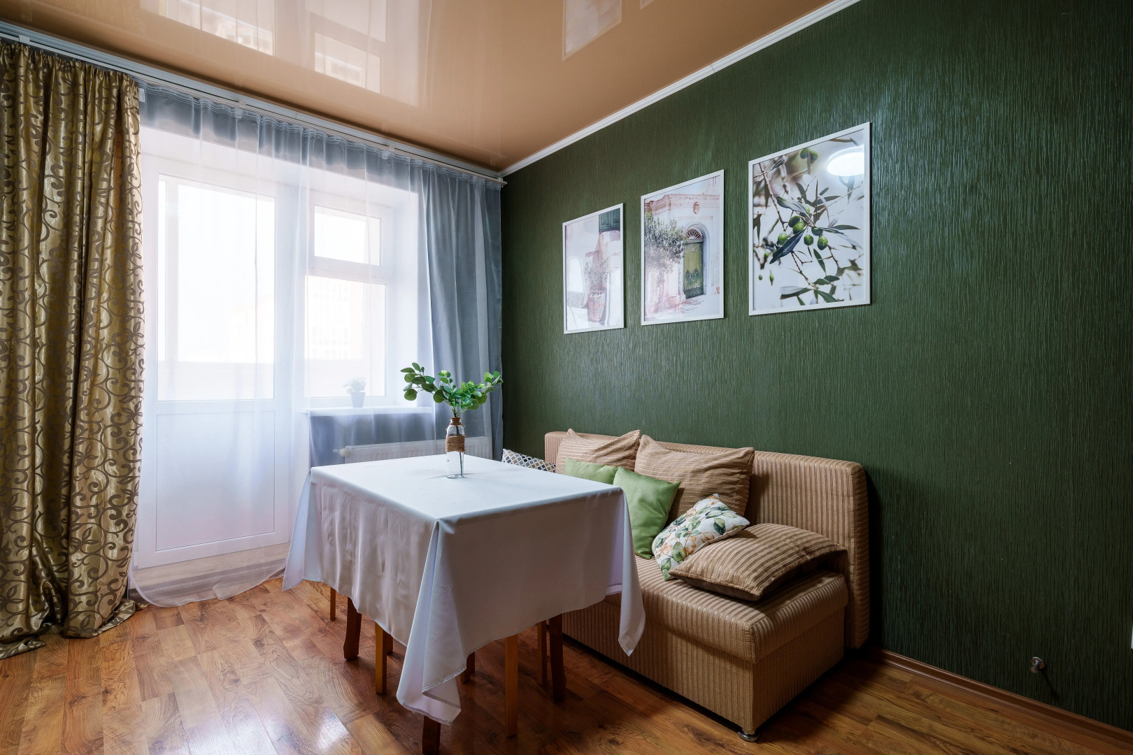 Квартира двухкомнатная Апарт-Отелика в Шаговой Доступности к Парку Галицкого