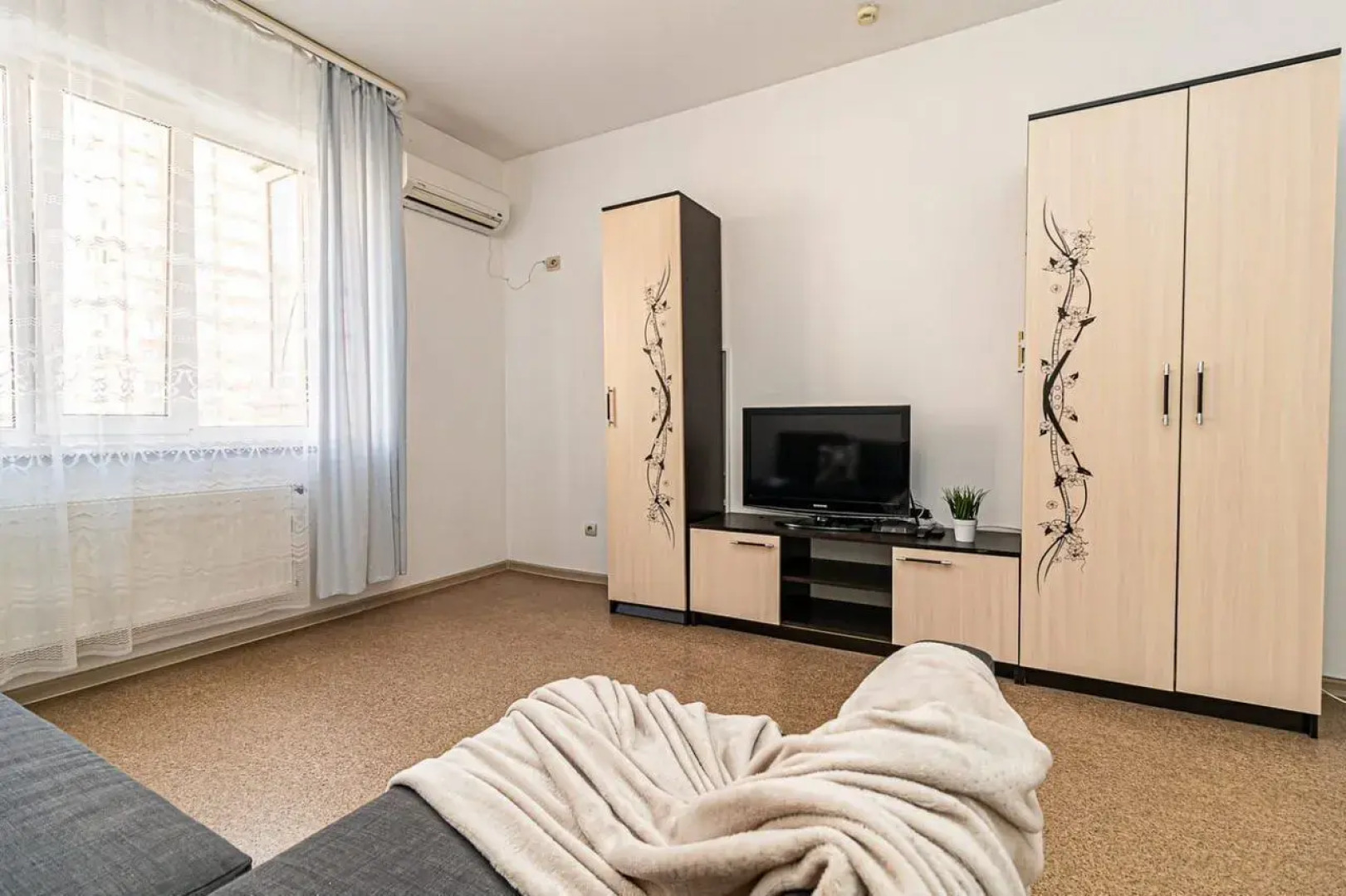 Квартира на Восточно-Кругликовской 28