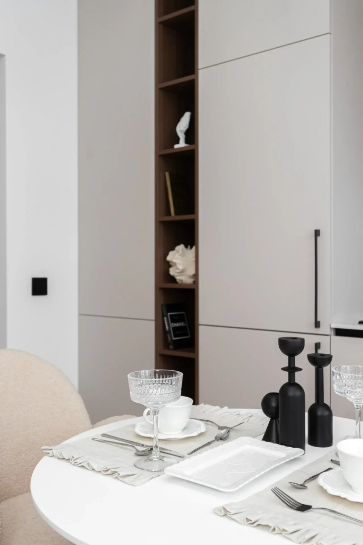 Квартира на набережной