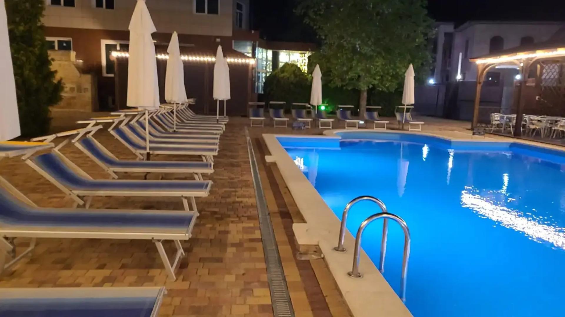 Otel' Kiparis - eks Primor'e Deljuks