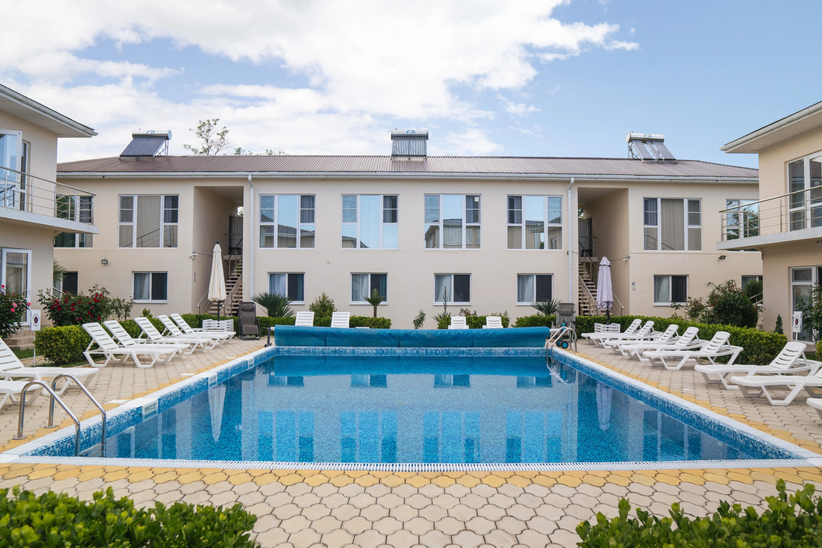 Отель «FAMILY RESORT BAMBORA»