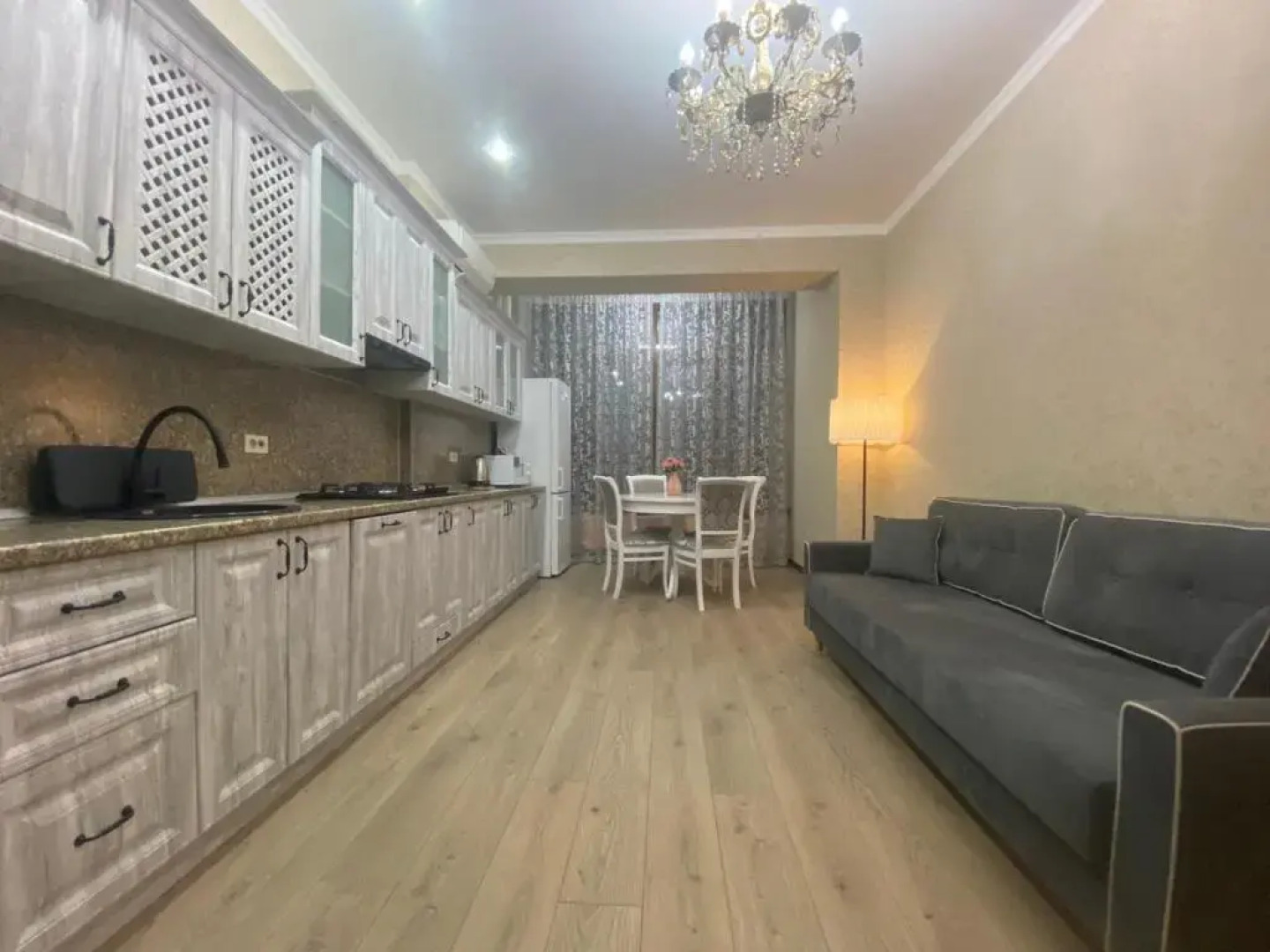 Апартаменты Le Majestic Lux возле Парка by Sutki26 3