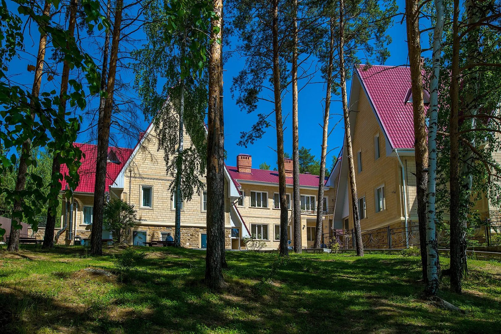 Отель Талес