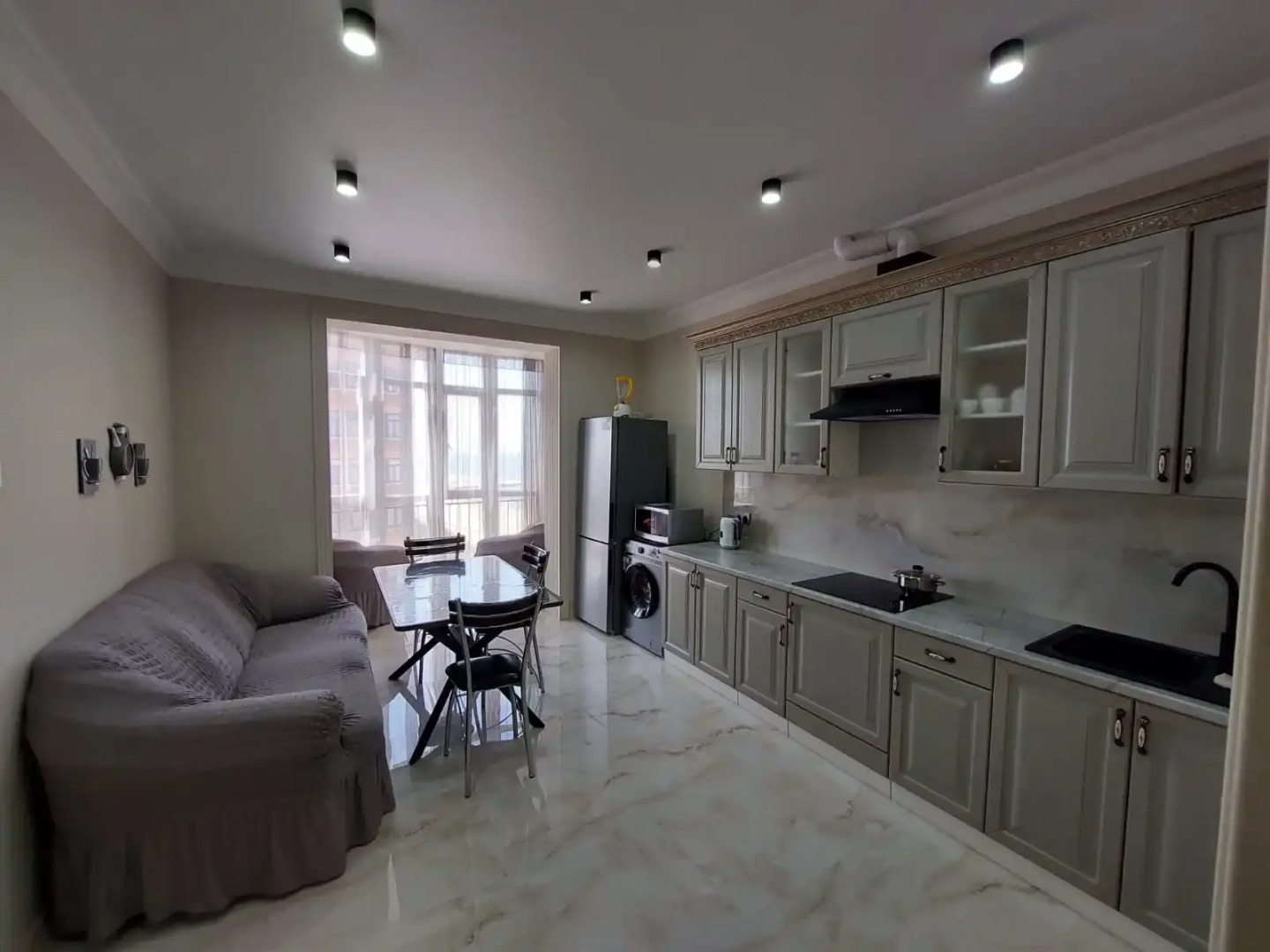 Апартаменты На берегу Моря 2