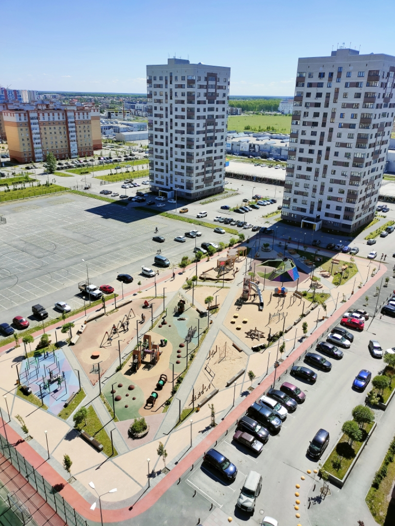 Квартира у ТЦ Кристалл Менделеева 2