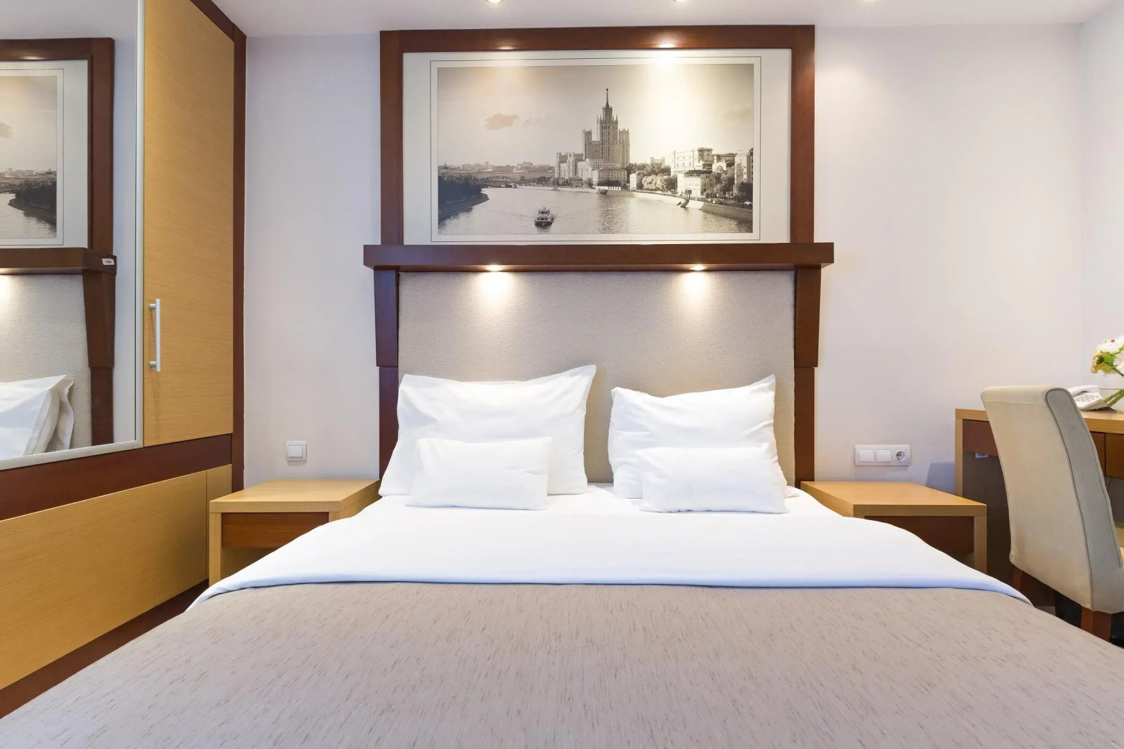 Отель Putnik Inn Belgrade