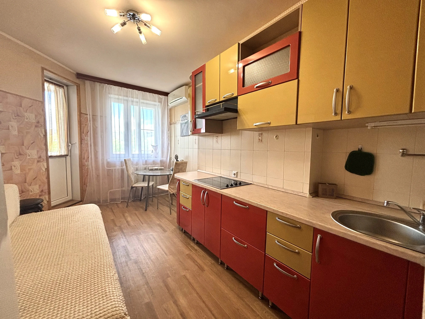 Апартаменты Квартира в центре Дзержинского района