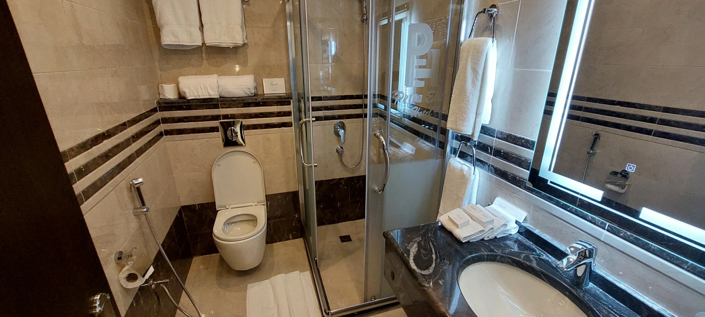 Отель Petra Elite