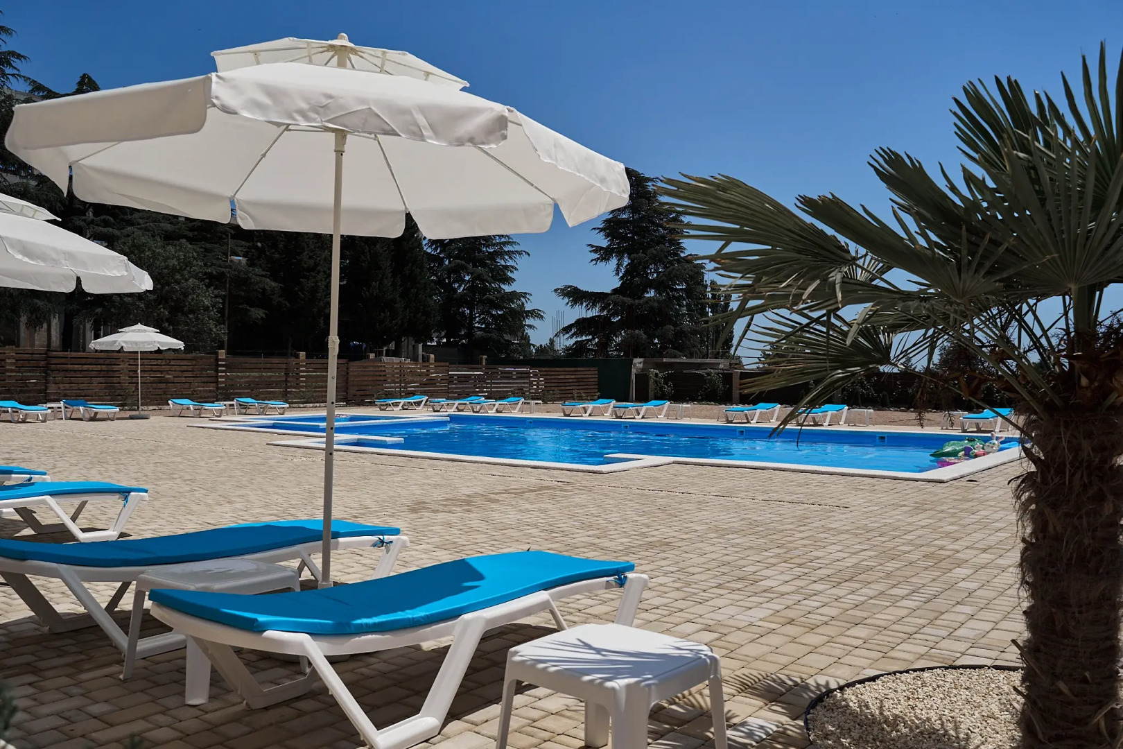 Отель Кристалл