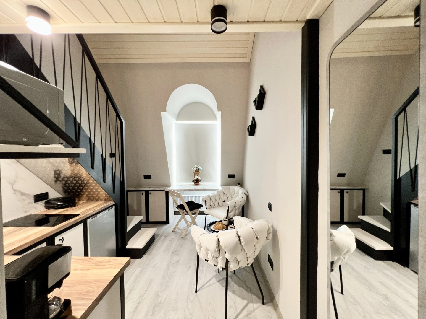 Апартаменты БК 145