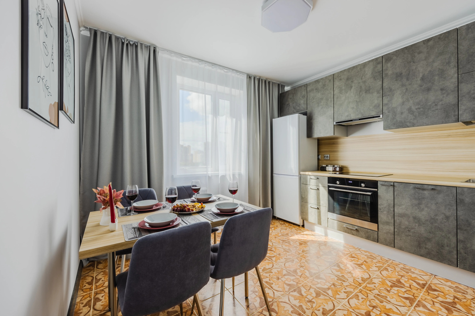 Апартаменты двухкомнатные Prudius Apart у Лахта центра