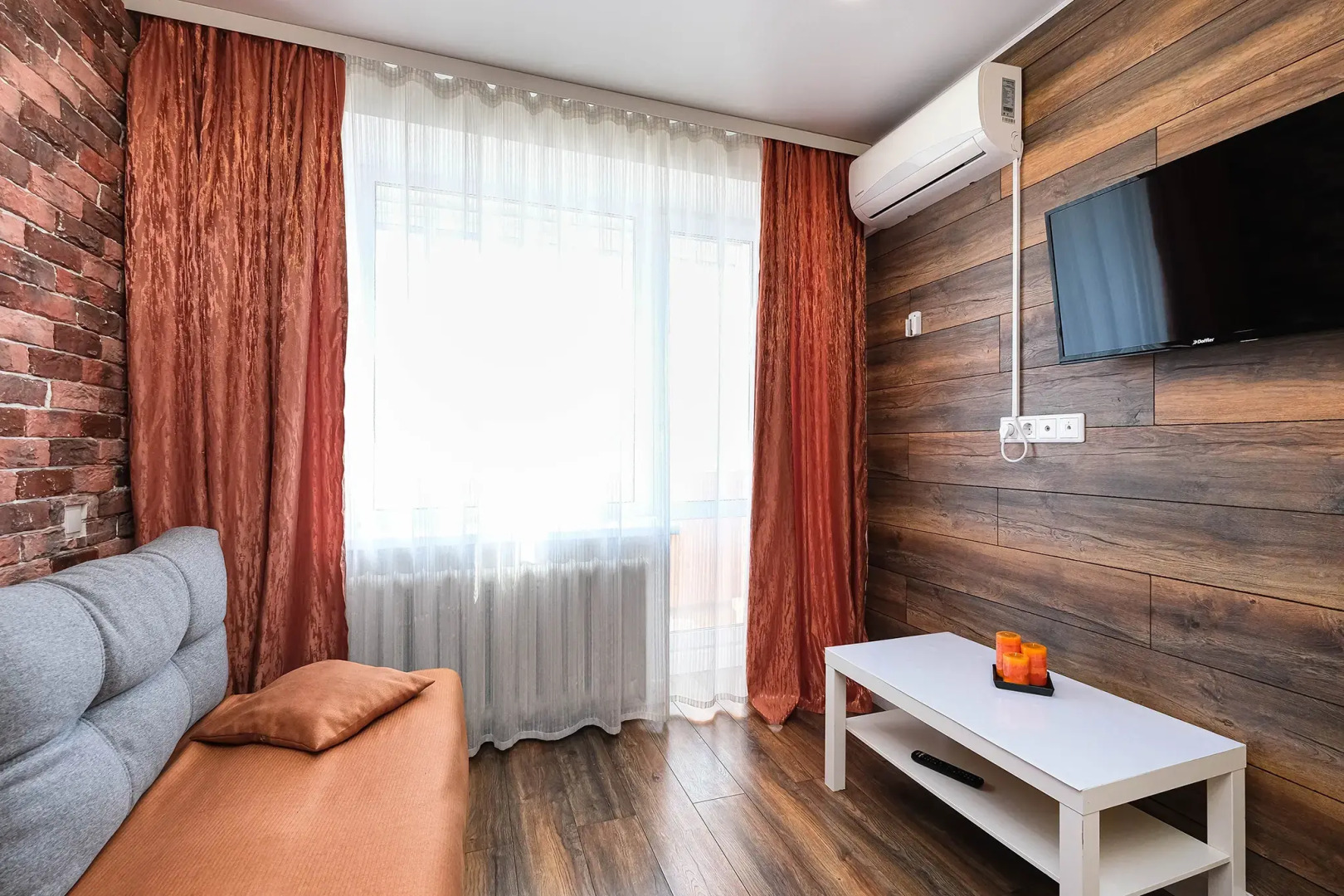 Квартира 1 комнатная на Челюскинцев 14-158