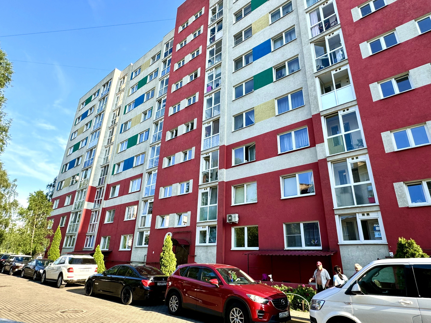 Апартаменты Друзья на Зорге 1