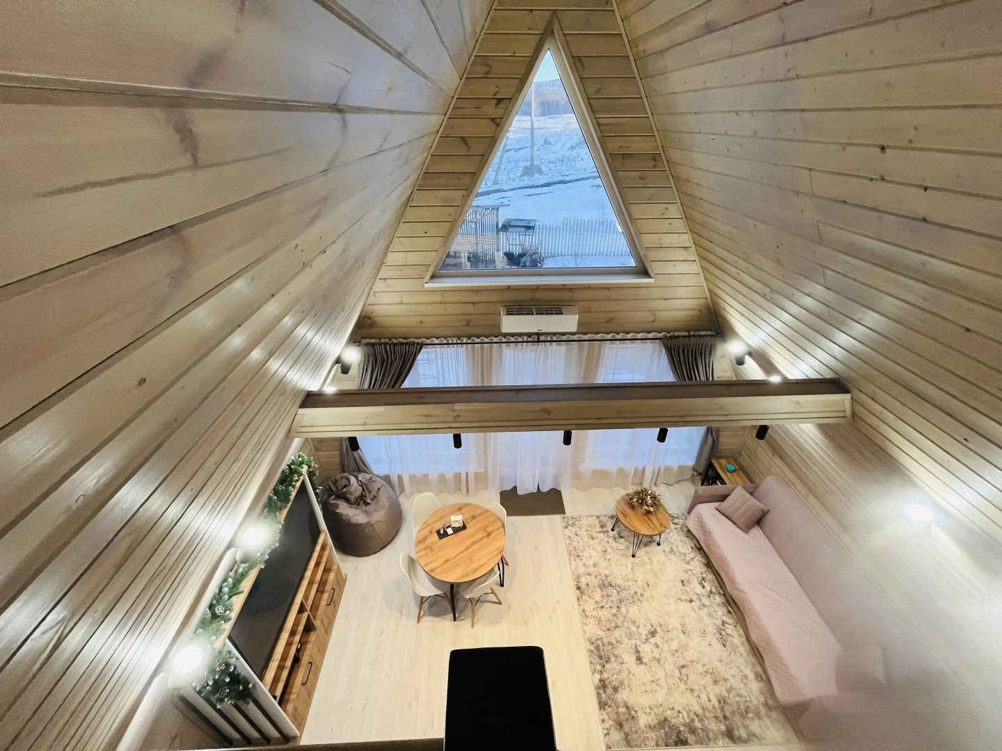 Шале LakeSide Coral