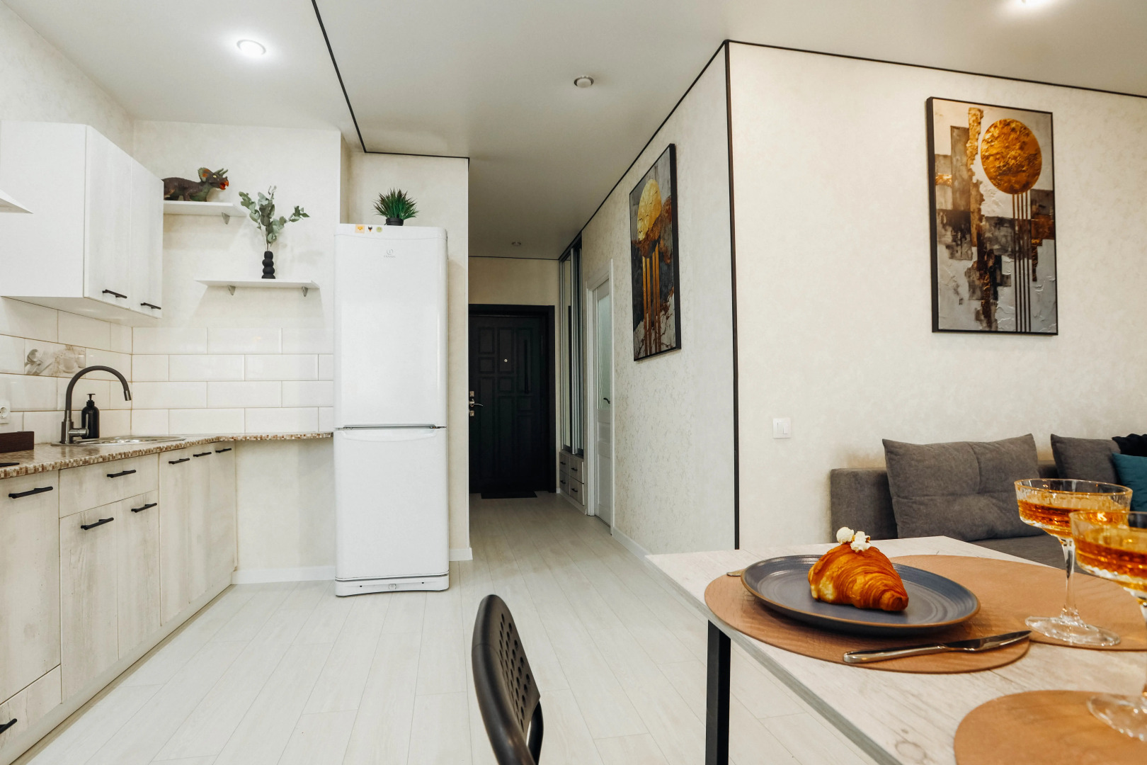 Апартаменты Изумруд Возле Аэропорта Заселение 24/7