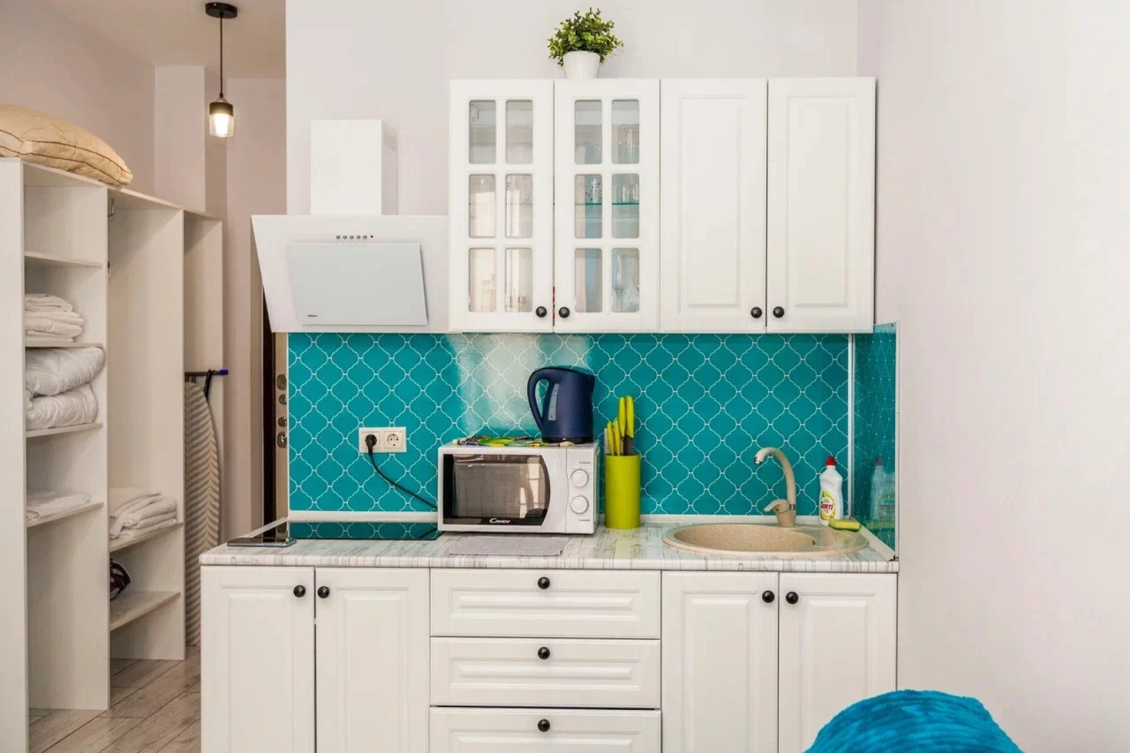 Апартаменты У Моря С Бассейном в ЖК Солнечный/28Б