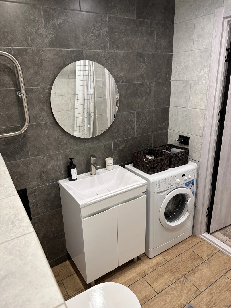 1-к. квартира на Базарной площади с видом на пруд, 30 м², 22 этаж