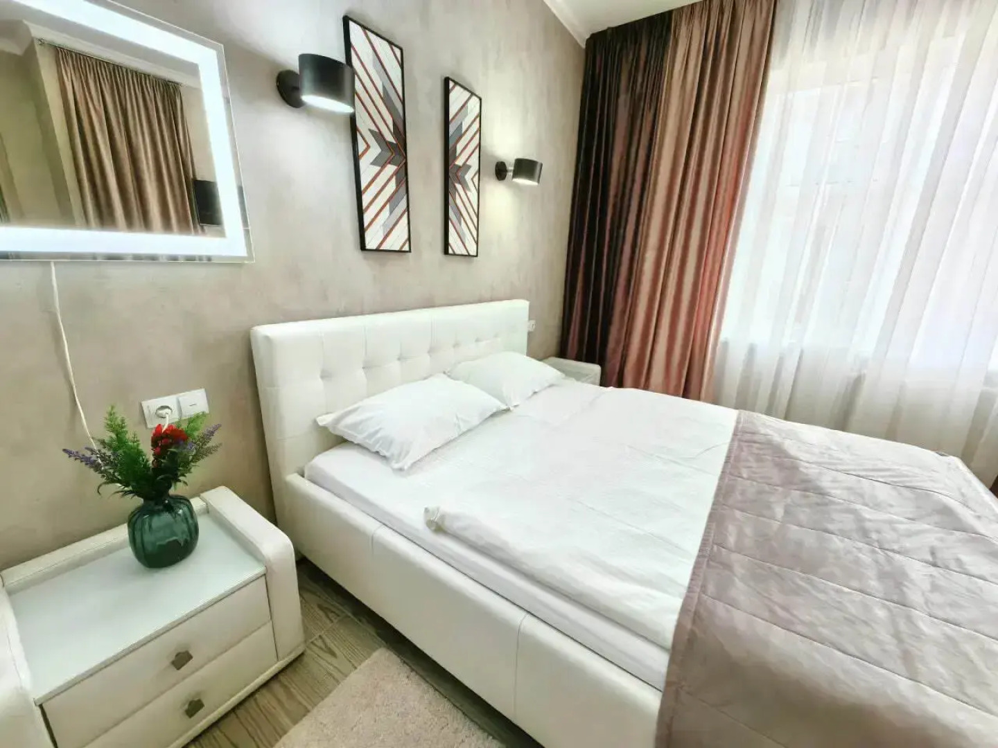 Апартаменты 2х-комнатные на Первой Линии Моря